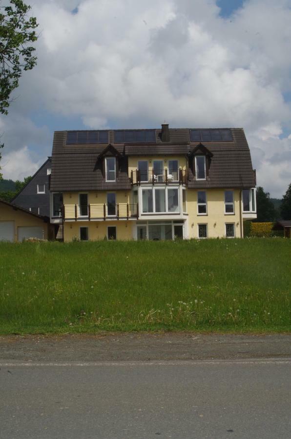 Das Gelbe Haus 3 Apartman Winterberg Kültér fotó