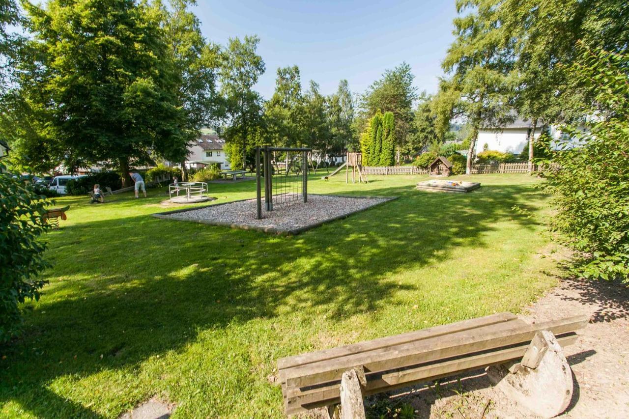 Das Gelbe Haus 3 Apartman Winterberg Kültér fotó